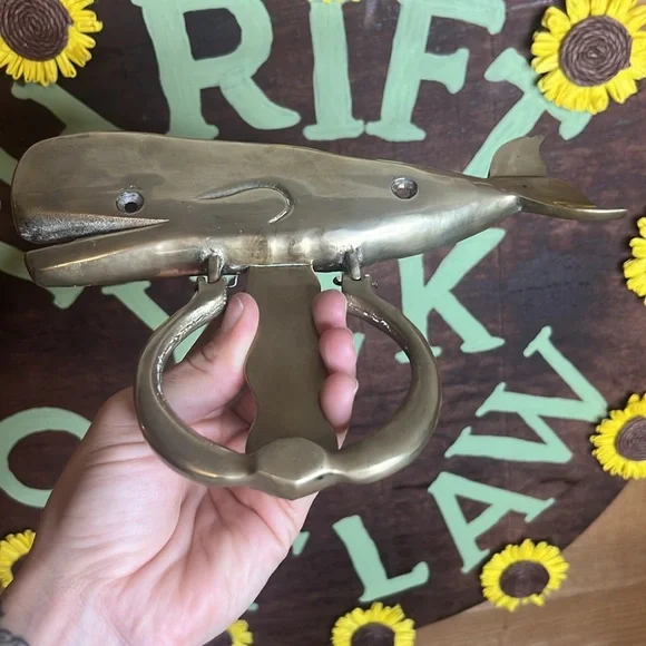 Vintage Brass Whale Door Knocker Outside Decor Home Nautical Sea Fish Ocean MCM - Picture 2 of 7